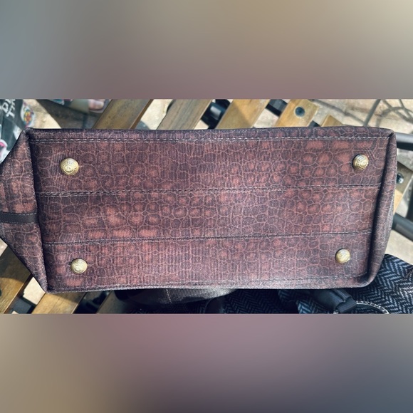 Harvey’s medium Bow Tote in Croc - Picture 3 of 4